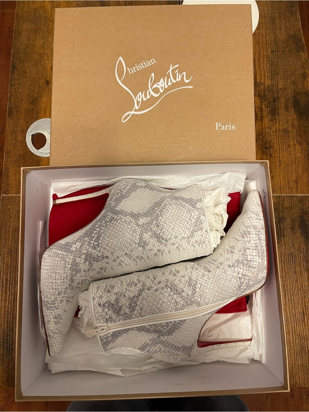 Christian Louboutin White Snake Skin Textured Pointed-Toe Ankle Boots - Picture 6 of 7